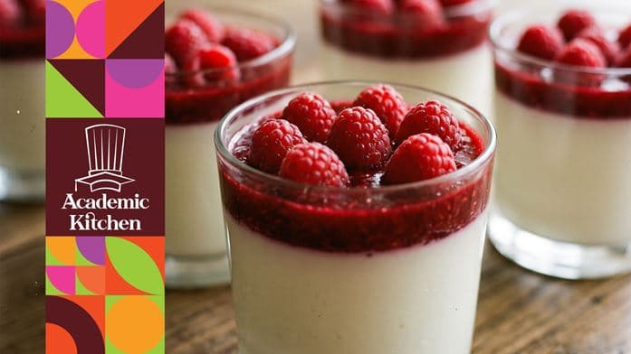 Yaz Tatlılar: Frambuazlı Panna Cotta ve Limonlu Cheesecake