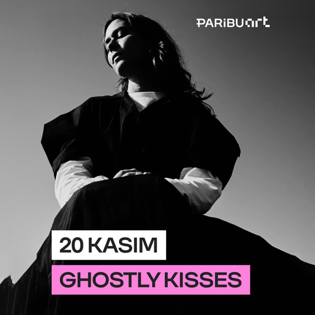 Ghostly Kisses