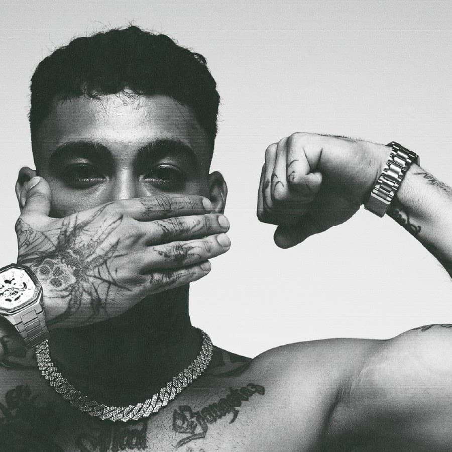 Uzi